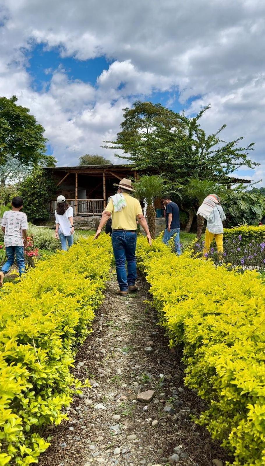 Villa Hacienda Cafetera La Gaviota Chinchiná Esterno foto