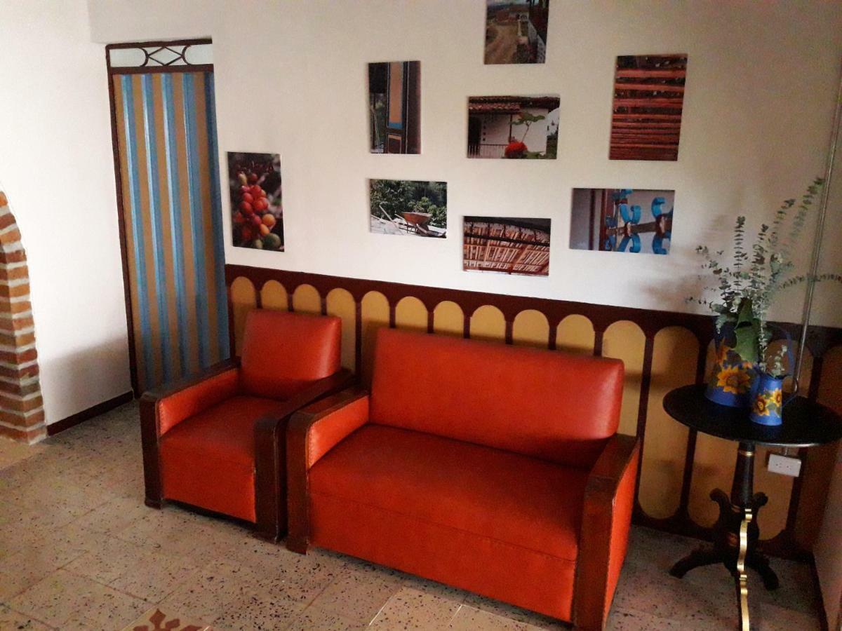 Villa Hacienda Cafetera La Gaviota Chinchiná Esterno foto